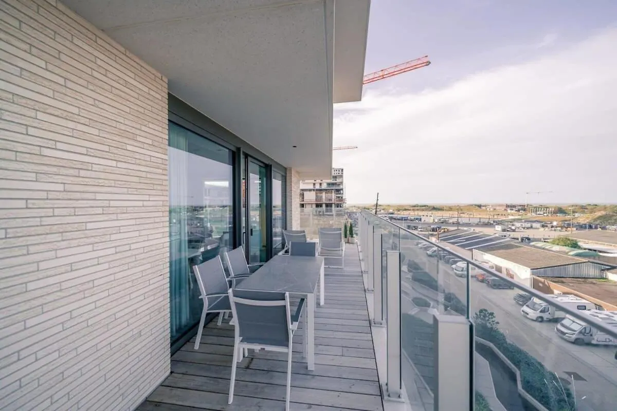 Huswell - Modern New Apartment With Pool Access And Parking Ostend