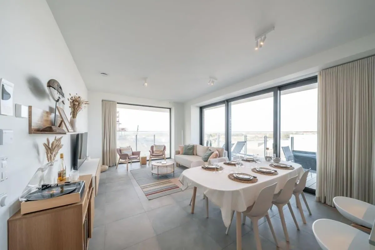 Huswell - Modern New Apartment With Pool Access And Parking Ostend Belgium