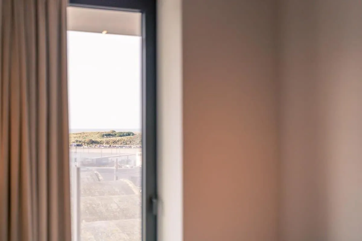 Huswell - Modern New Apartment With Pool Access And Parking Ostend