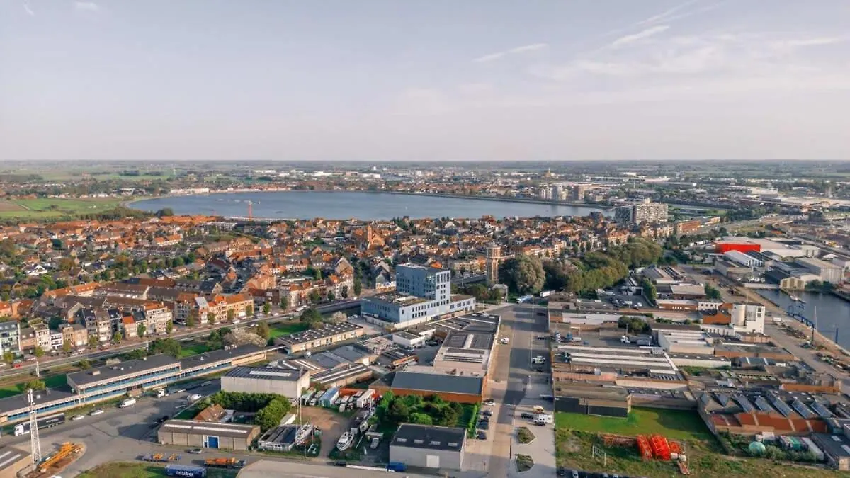 Huswell - Modern New Apartment With Pool Access And Parking Ostend 0*,  Belgium