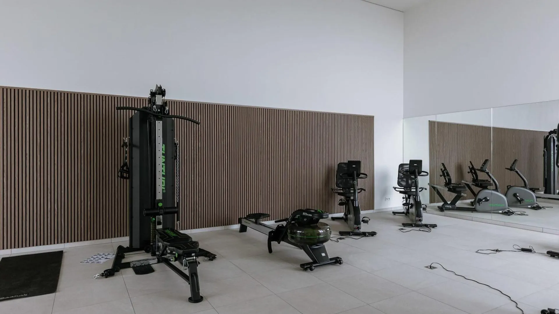 Huswell - Modern New Apartment With Pool Access And Parking Ostend 0*,  Belgium