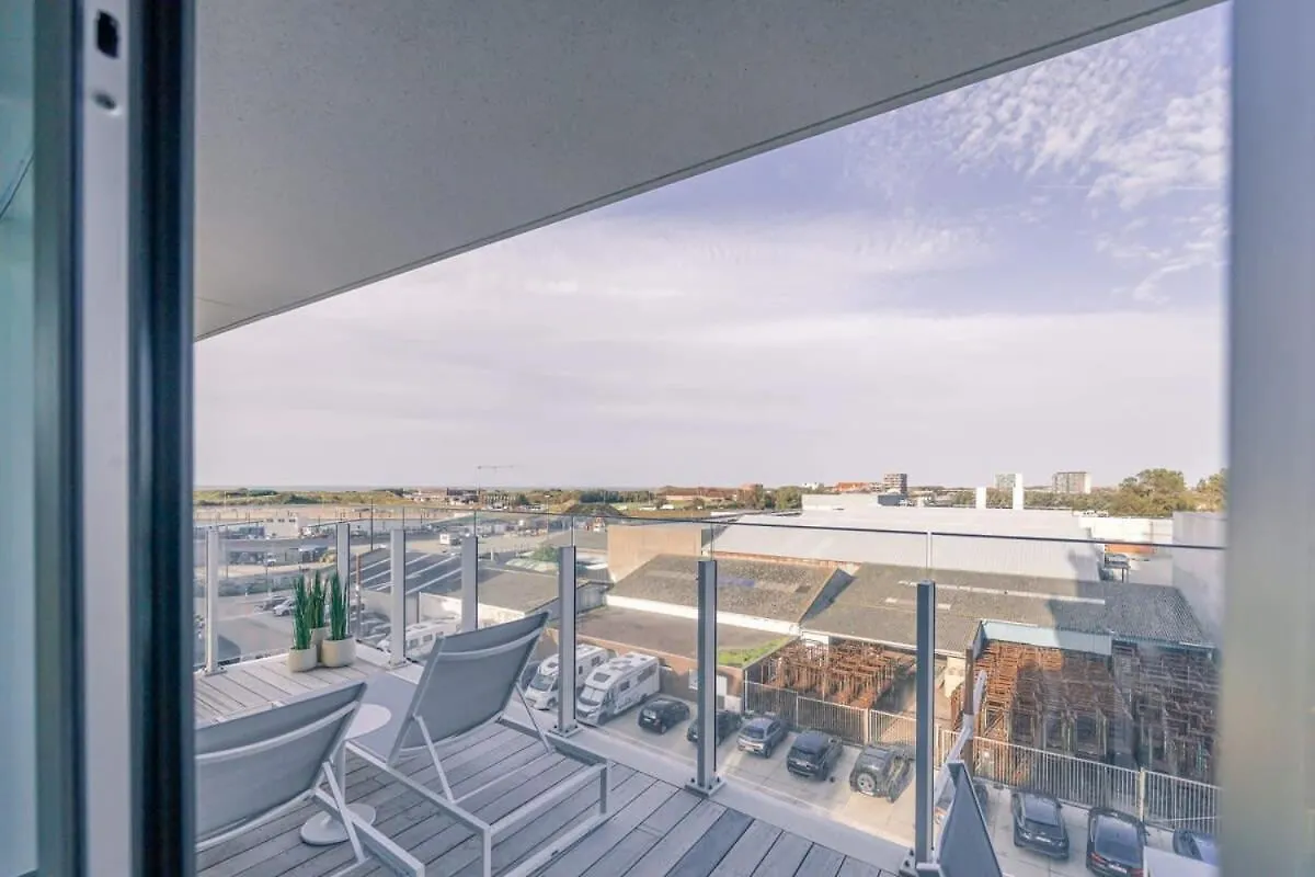 Huswell - Modern New Apartment With Pool Access And Parking Ostende